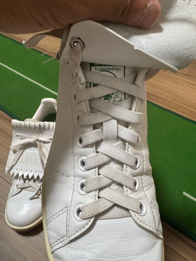 adidas Stan Smith フリンジ付きシューズ