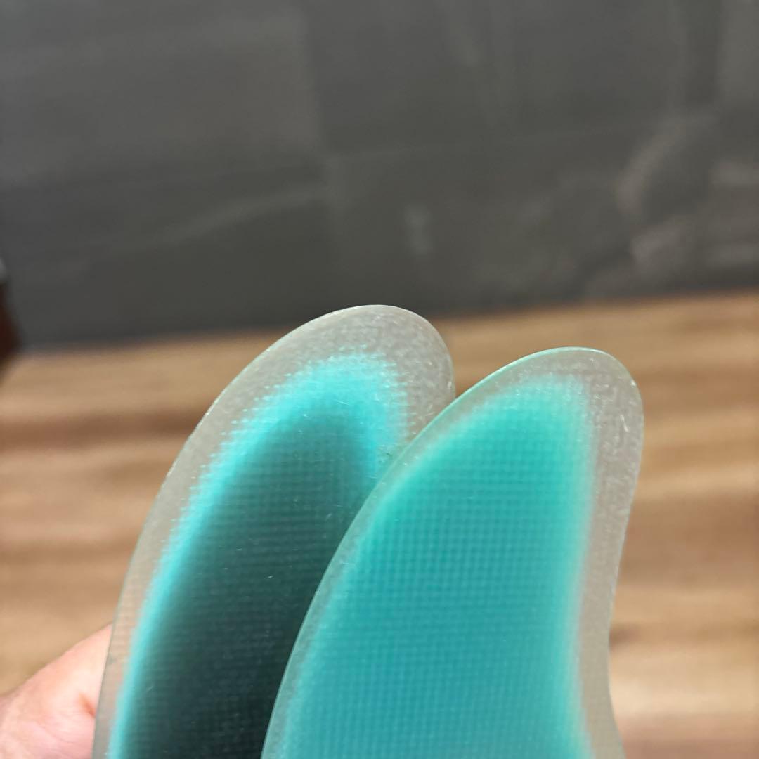 FCS II SPLIT KEEL サーフボードフィン　クワッド