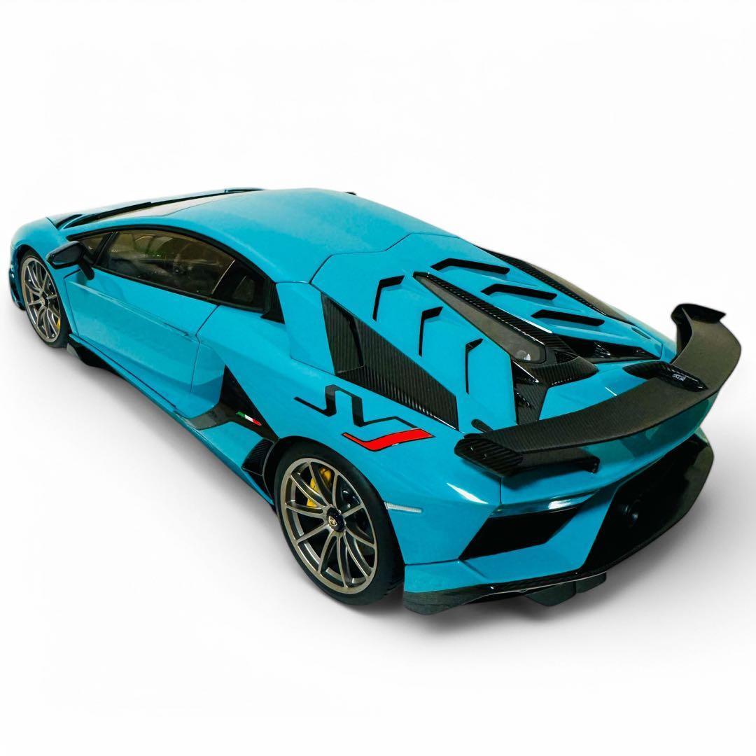 オートアート 1/18 ランボルギーニアヴェンタドール SVJ ターコイズブルー