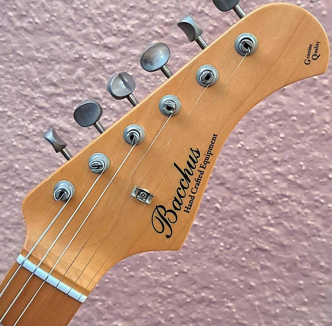 ■Bacchus BST-500G M 2TS Stratocaster