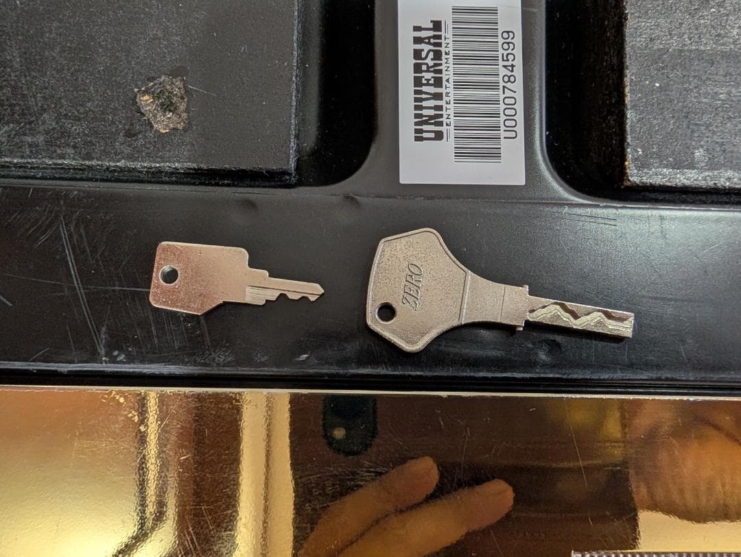 スロット牙狼XG　実機　不要機付　送料込　メルカリたのメル便　直接引取対応