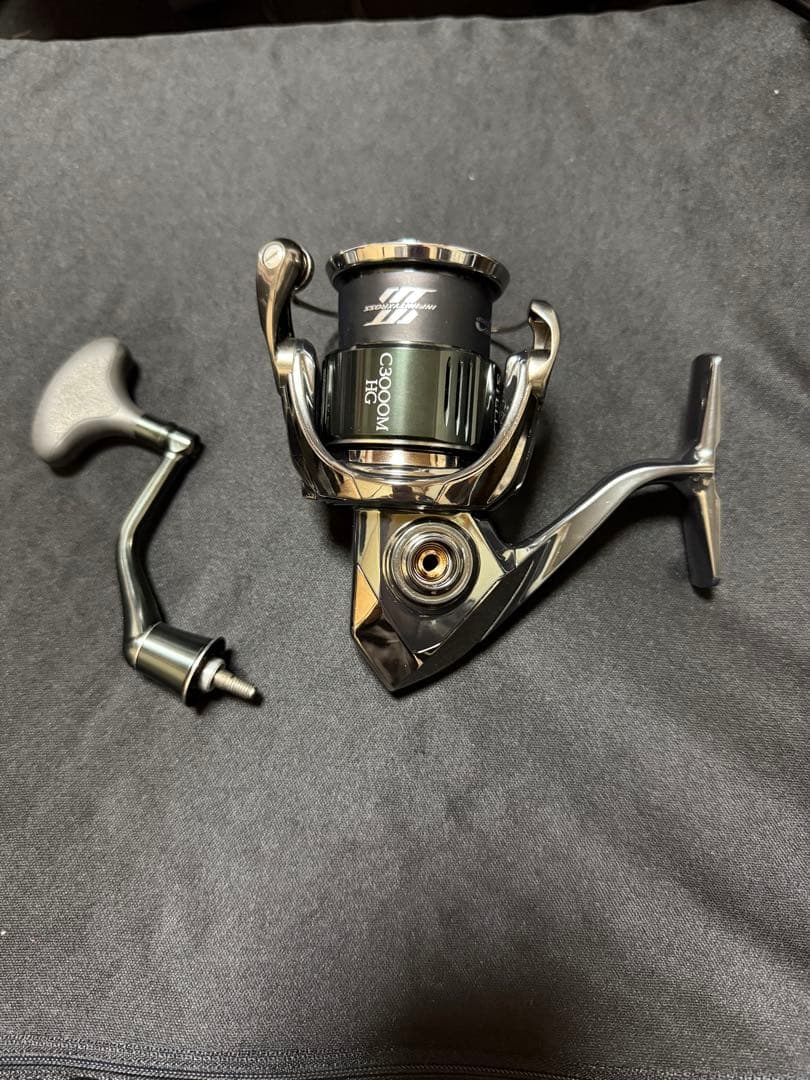 美品 シマノ 22STELLA C3000MHG