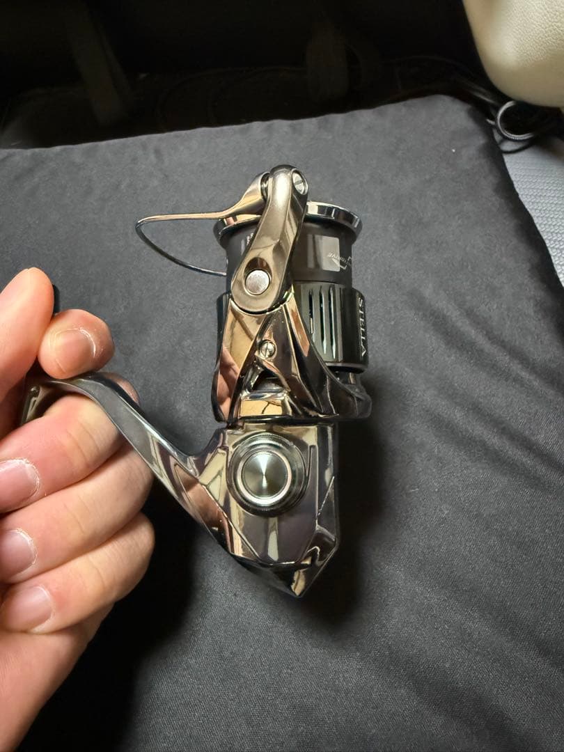 美品 シマノ 22STELLA C3000MHG