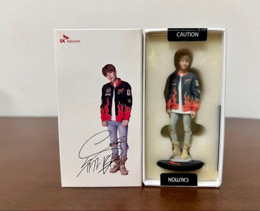 BTS 防弾少年団 SK telecom テレコム公式　フィギュア　ユンギ