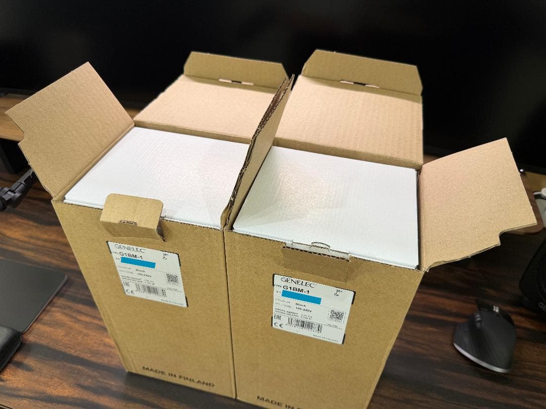 GENELEC G One　スタジオモニタースピーカー（ペア）美品　元箱あり