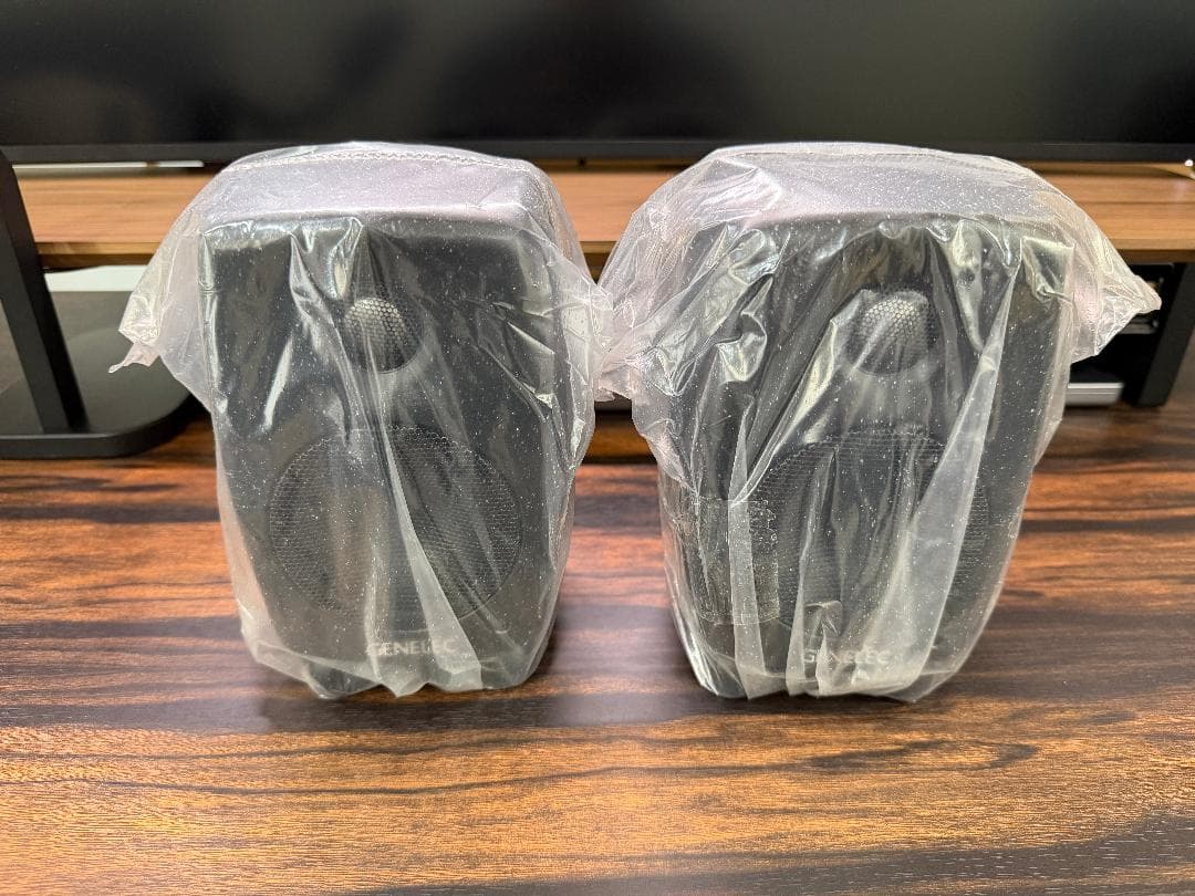 GENELEC G One　スタジオモニタースピーカー（ペア）美品　元箱あり