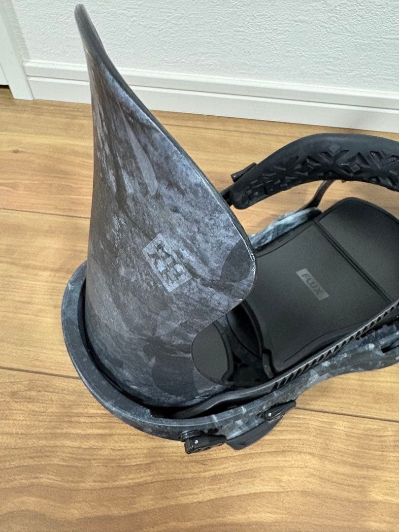 ケンタロウさん　専用　FLUX SR ビンディング 25-26 Mサイズ