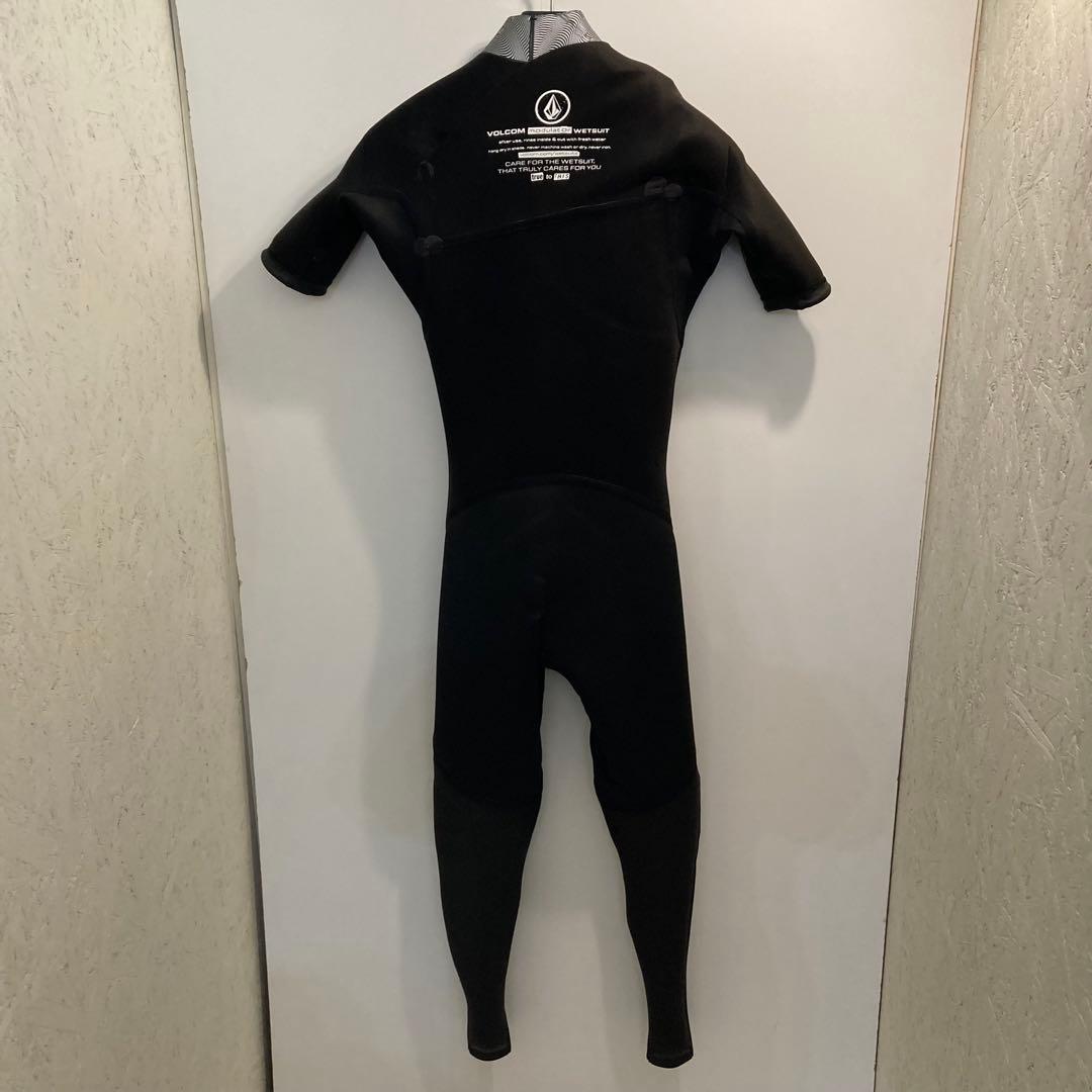 新品 VOLCOM シーガル S ボルコム ウェットスーツ A9532201