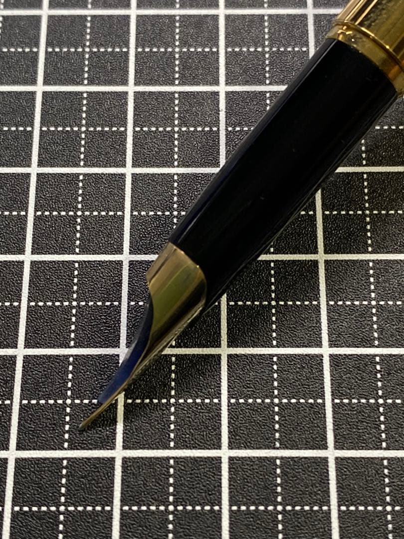 PILOT GRANDEE Gold-Stripe 万年筆　字幅F