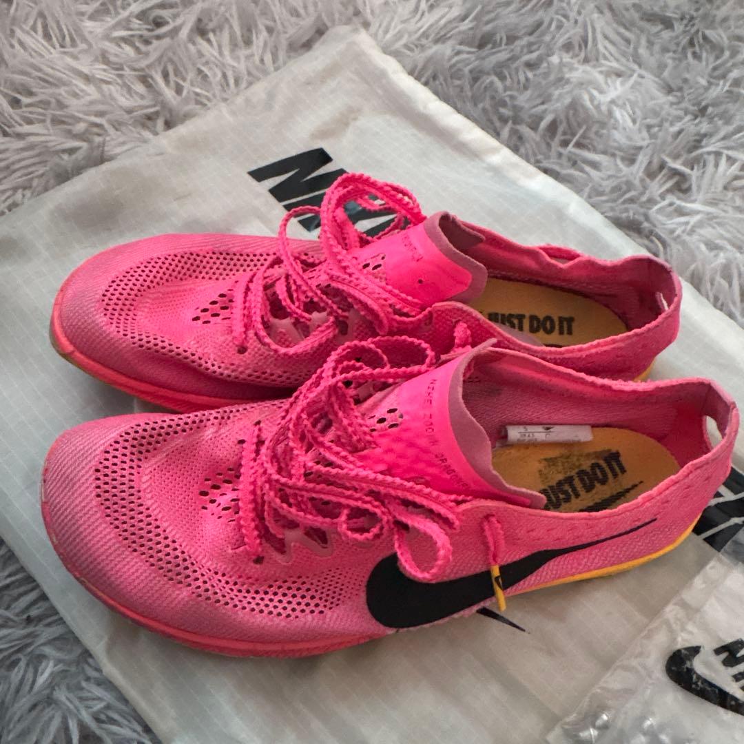 ナイキドラゴンフライ ピンク/ブラック