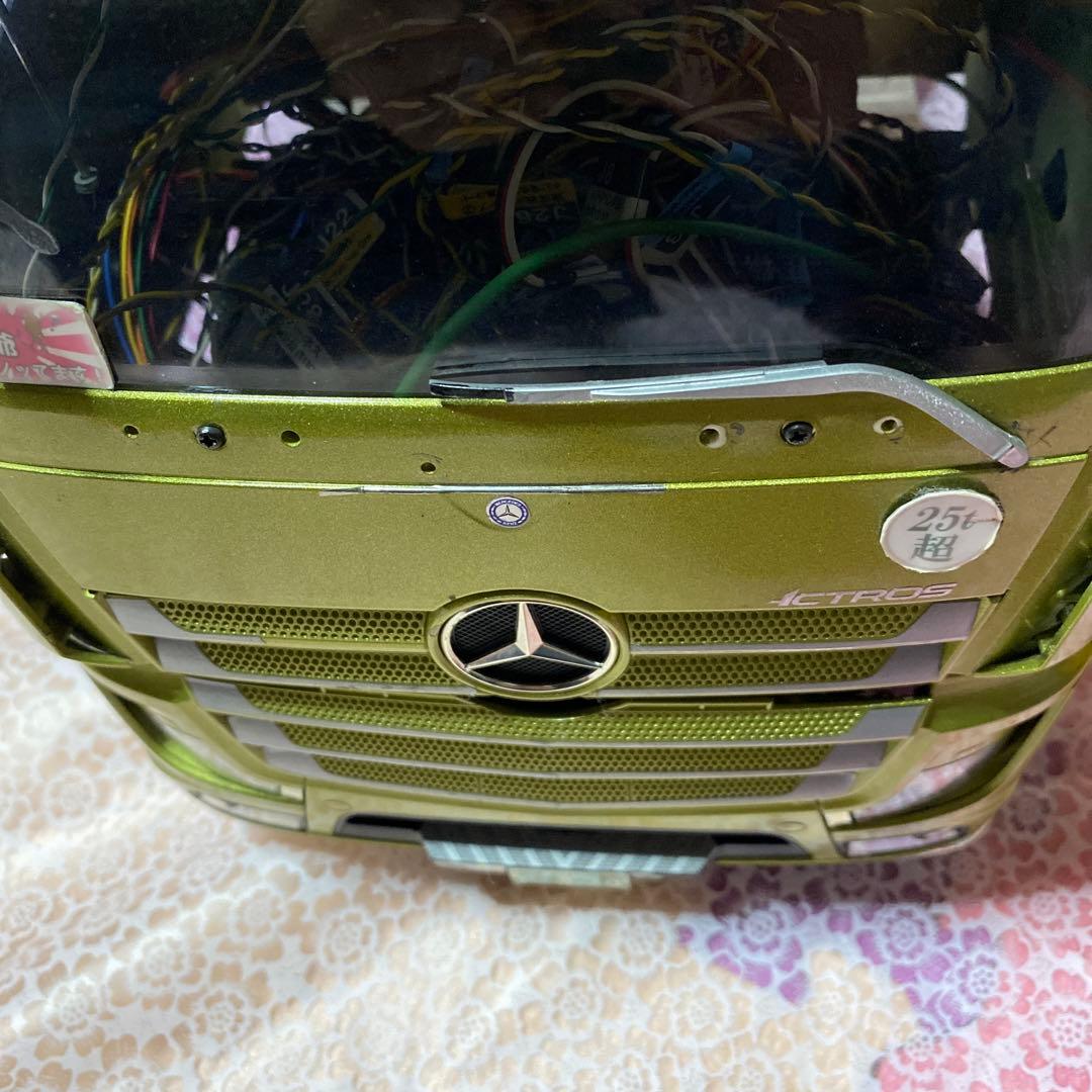 R/Cメルセデス・ベンツ　アクトロス1/14