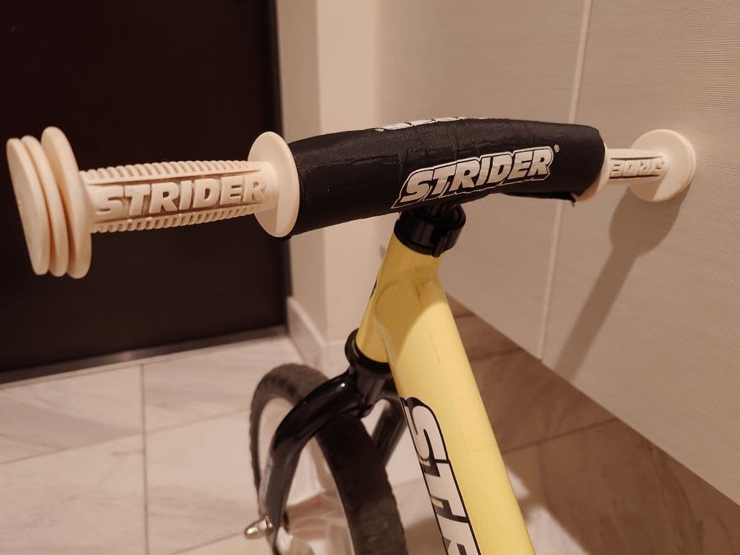 STRIDER ムラサキスポーツ限定 イエロー