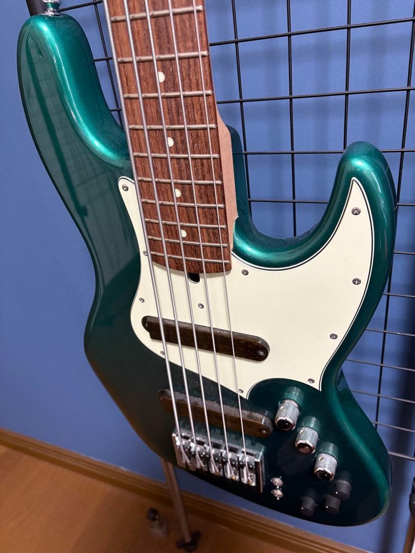 ベース Xotic xj-1t 5st