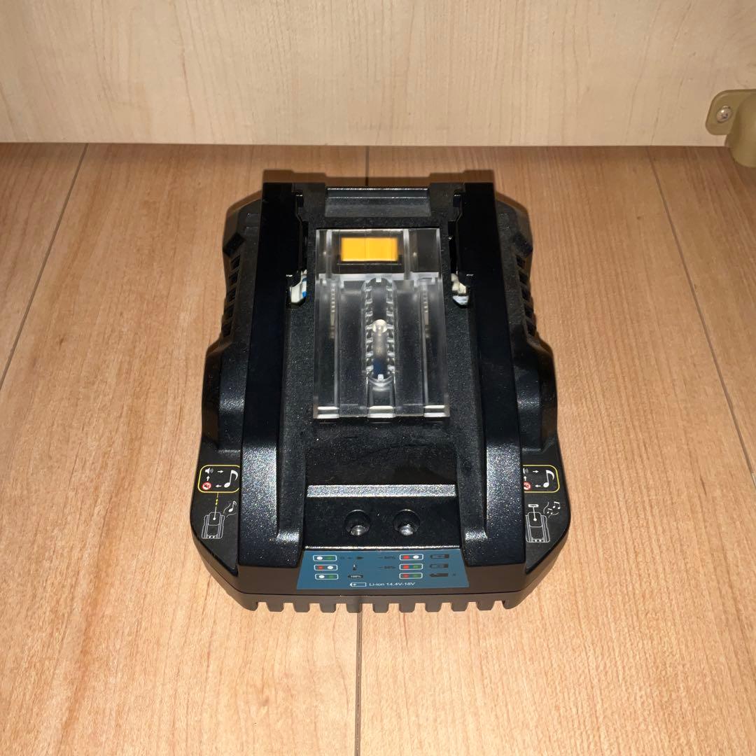 バッテリー・充電器付き　 スノーピーク　ブロワー　マキタ