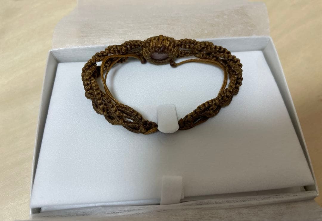 囚われのパルマRefrain 鉱石のブレスレット　ピンクオパール　チアキ