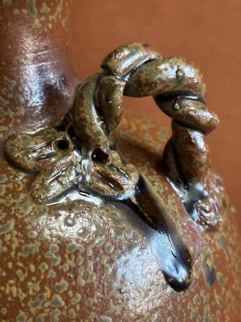 やまちゃん河井寛次郎作柿緑釉蔦捻双耳瓶　一点物　森の春のはじまり