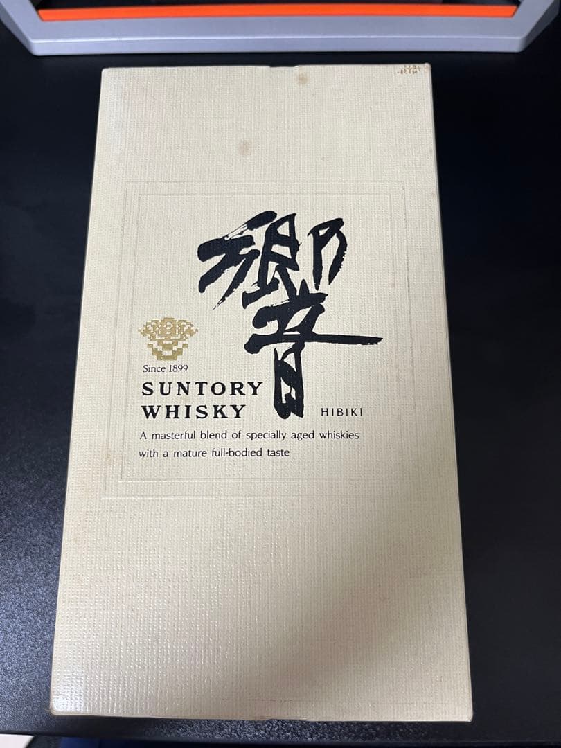 【セール中】サントリー 響 ウイスキー SHN01 未開封　ゴールドキャップ