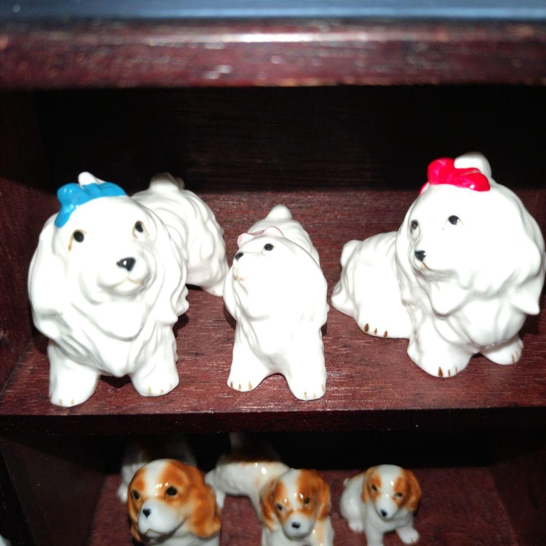 ミニチュア陶器犬の置物・ケース付きセット
