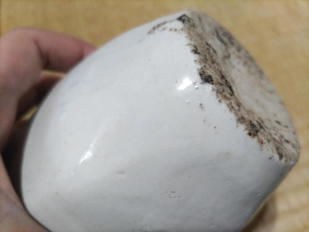 珍！鞆徳利　白磁　生掛け釉　削り出し成型