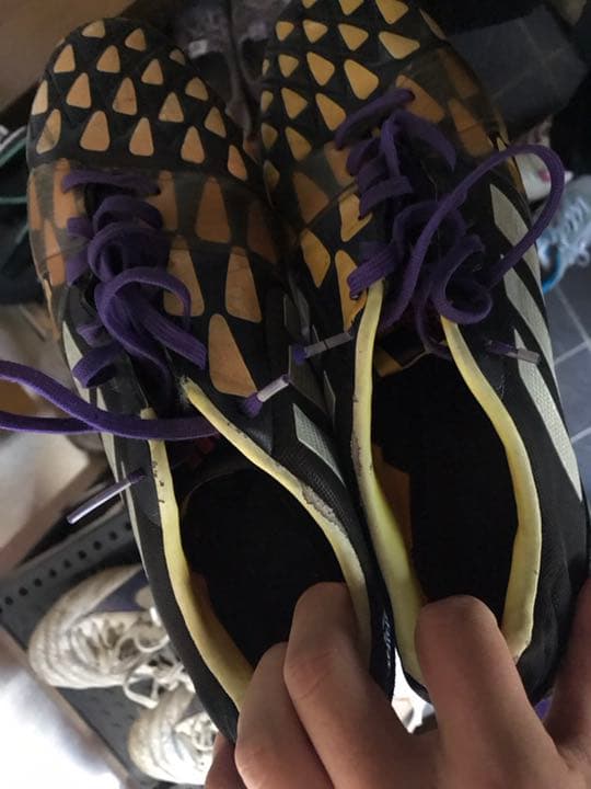 サッカースパイクまとめ売り