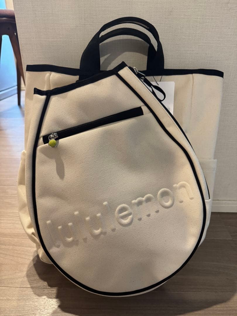 確実正規❗️lululemon ベージュバックパック　テニスラケットバッグ19L