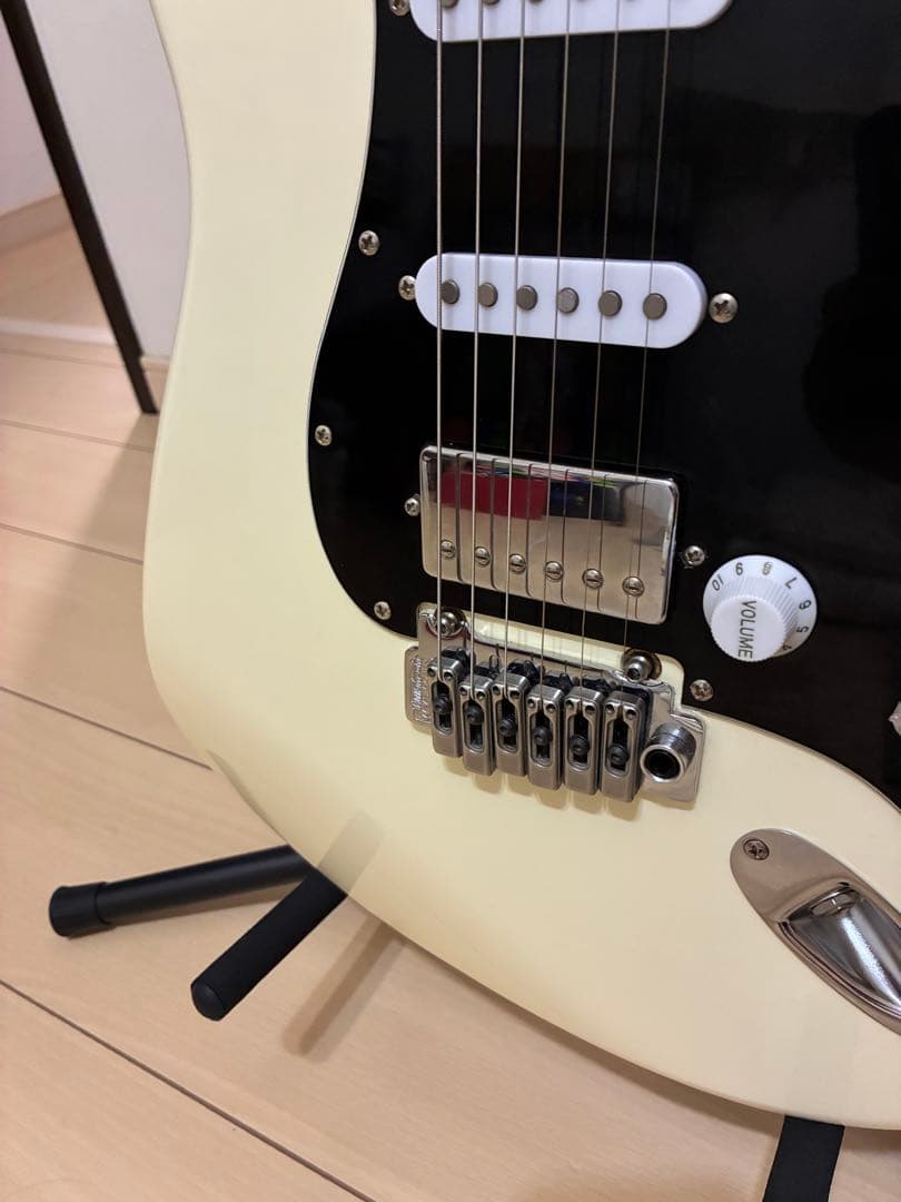 HISTORY HST/SSH-Performance ホワイト 弦は新品交換済