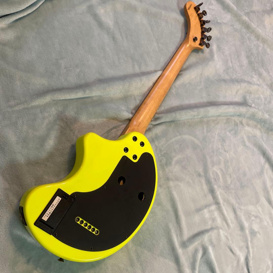 ZO-3 テルミン仕様（アンプ内蔵エレキギター）フェルナンデス