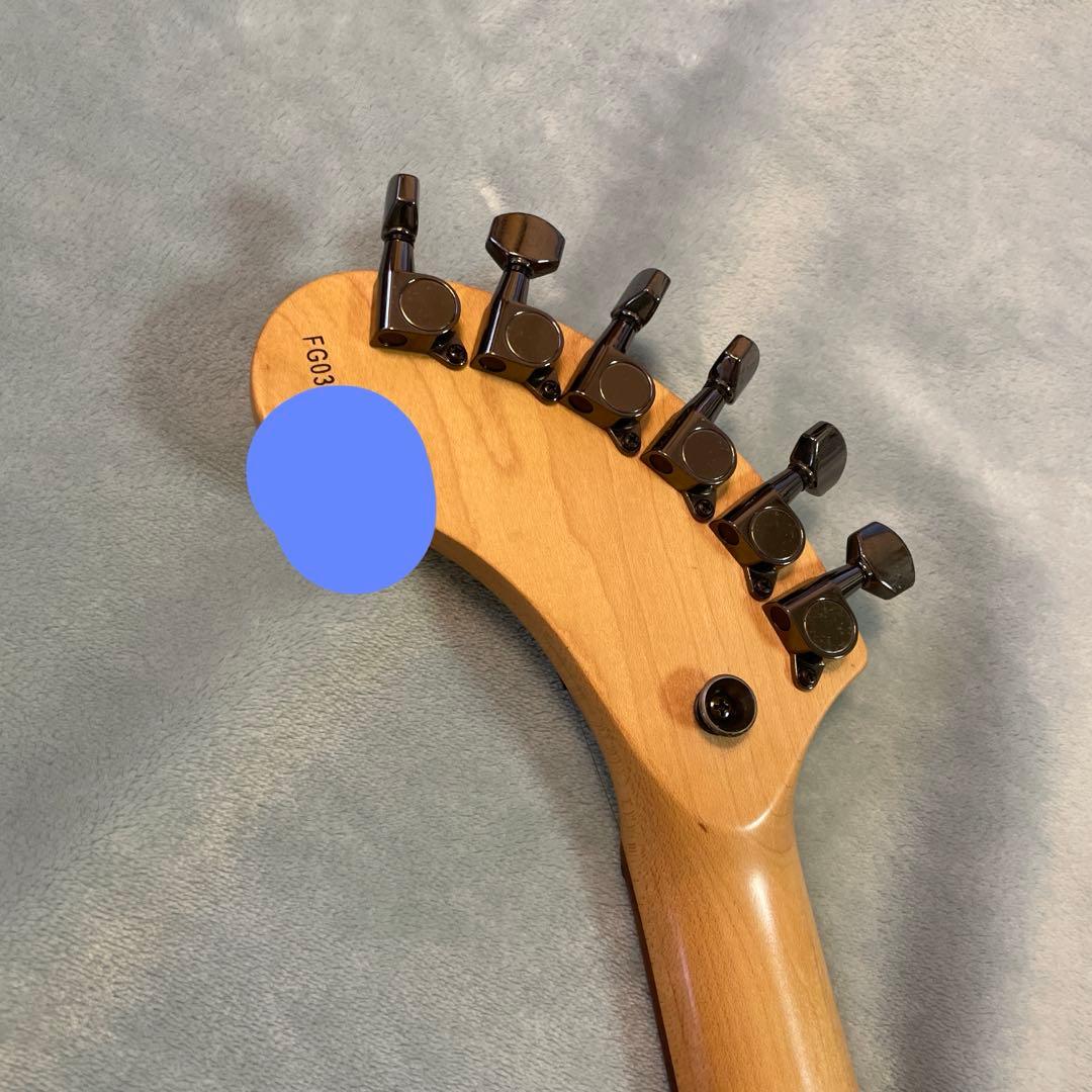 ZO-3 テルミン仕様（アンプ内蔵エレキギター）フェルナンデス