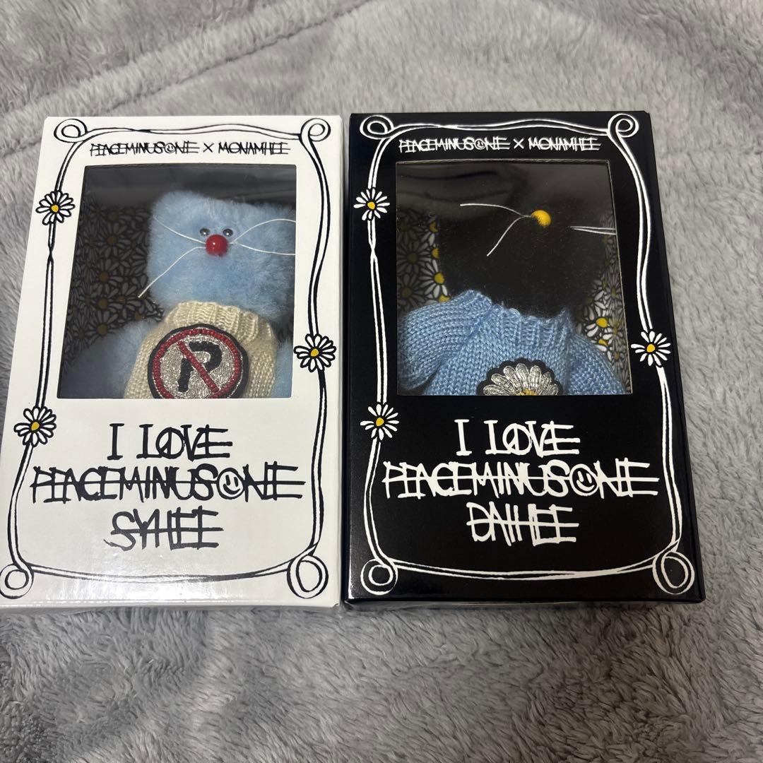PEACEMINUSONE x MONAMHEE ぬいぐるみセット
