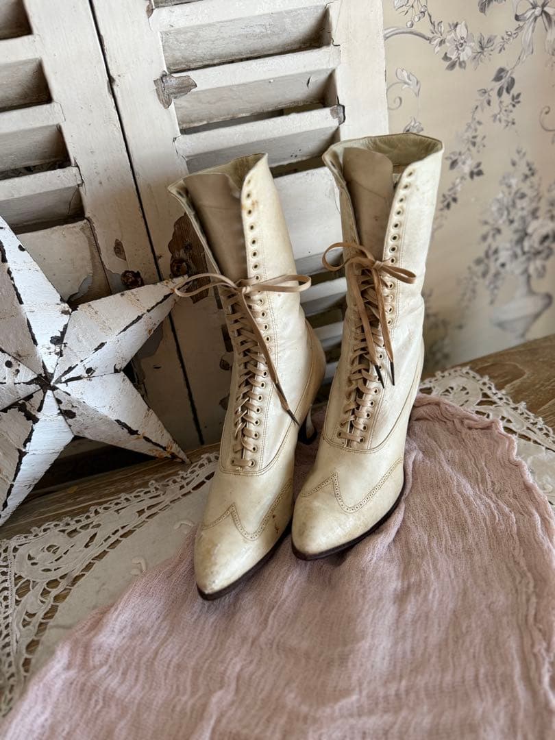 フランスアンティークヴィクトリアンレースアップウェディングレザーブーツシューズ