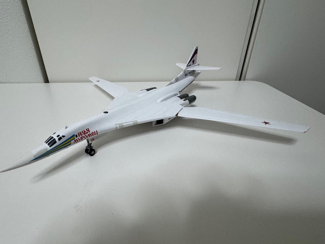 【herpa】ロシア空軍TU-160爆撃機 1/200