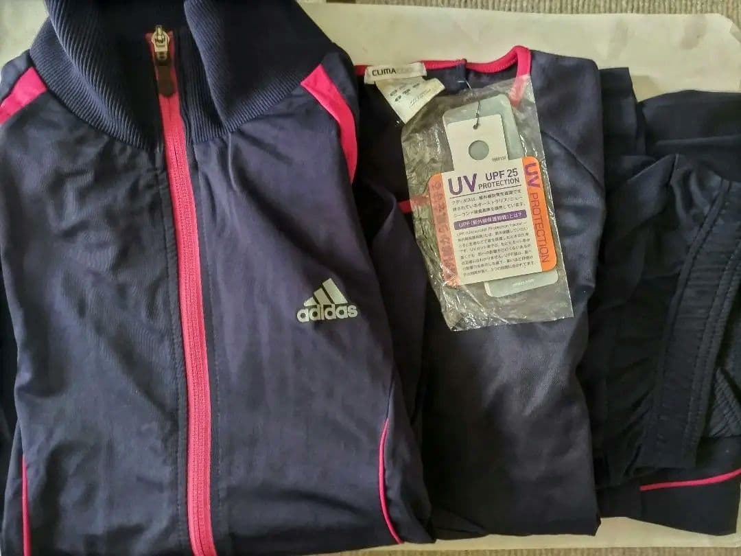 新品！アディダス〜レディースＵＶトレーニングウエア3点セット！