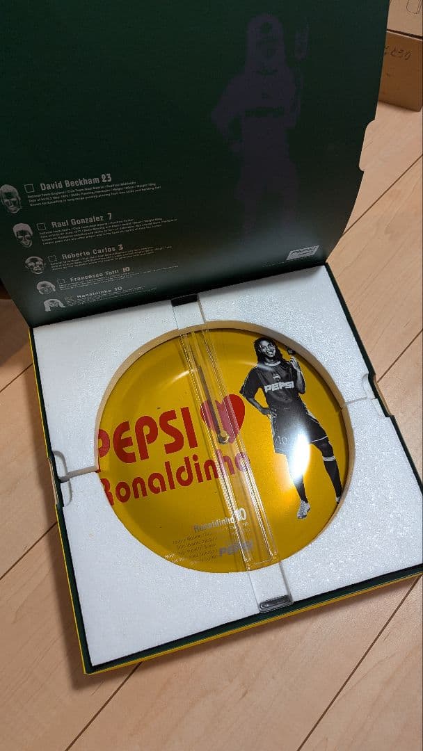 【非売品】ペプシ缶バッチ壁掛時計【ロナウジーニョ】