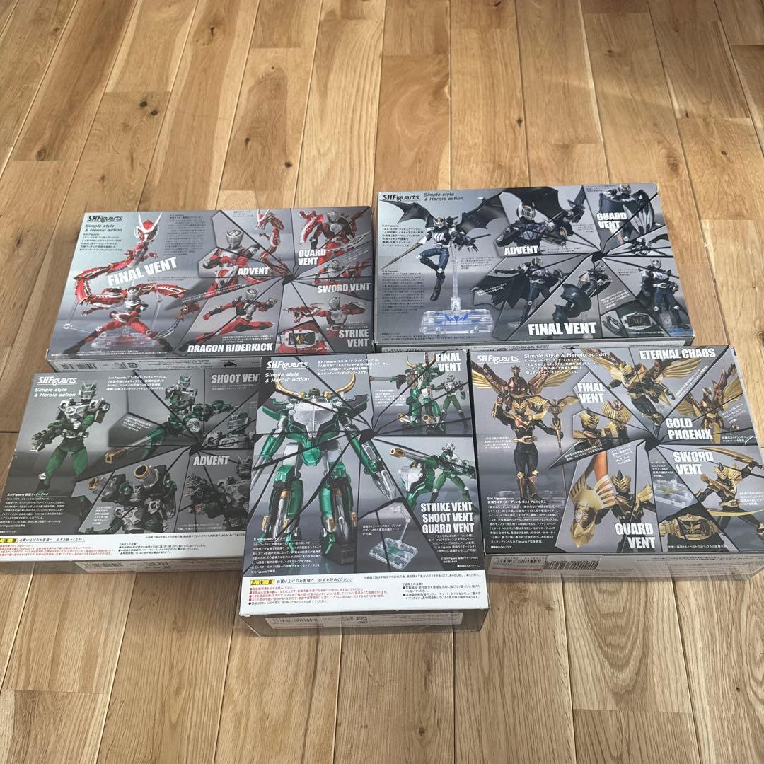 S.H.Figuarts 仮面ライダー　龍騎　ナイト　ゾルダ　オーディン　5点