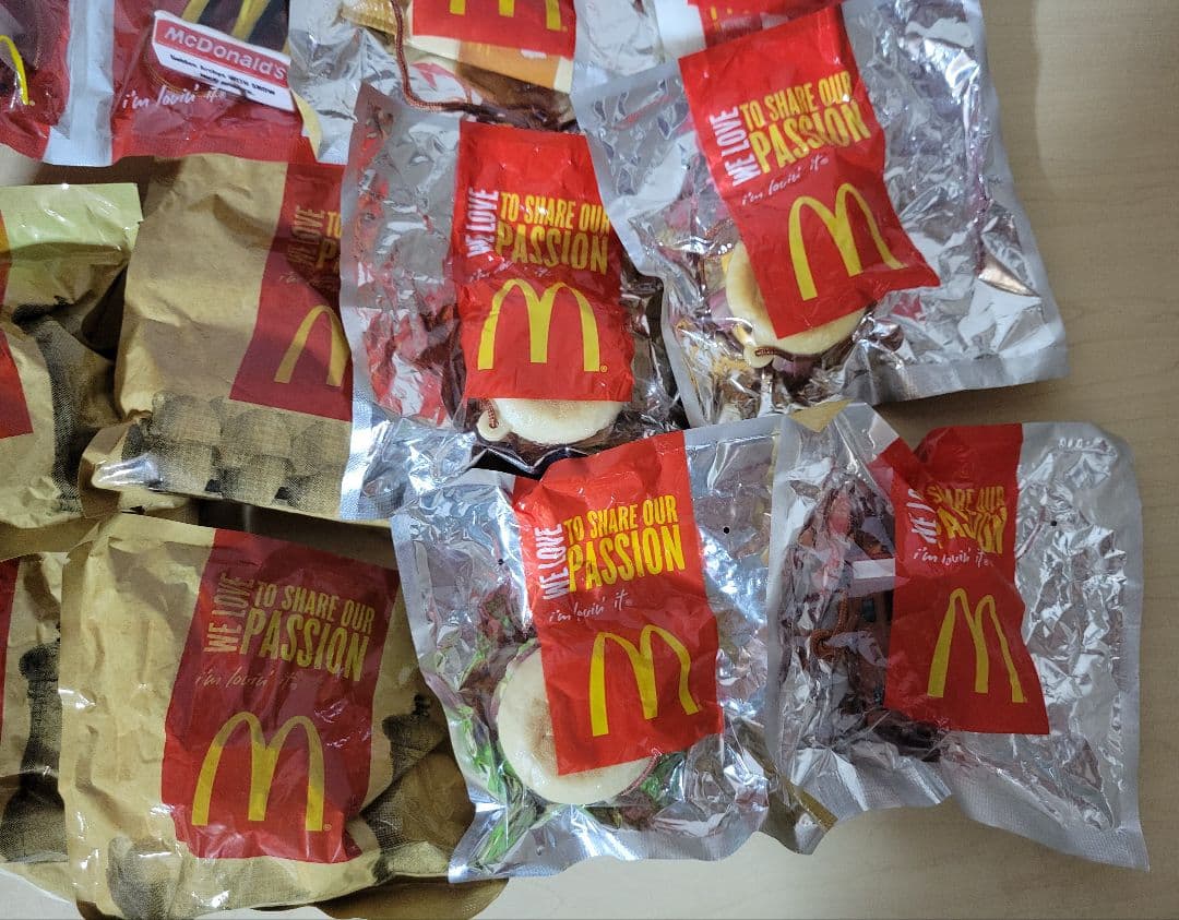 激レア！マクドナルド 新品フードストラップ1〜3弾コンプセット/非売品