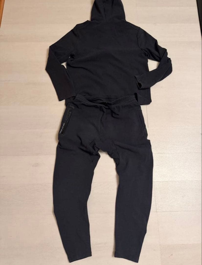 Nike テックフリース上下セット 値下げあり