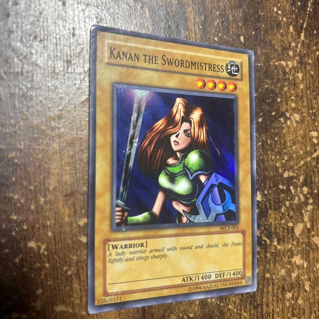 WCS-001 女剣士カナン　世界大会　スーパーレア　本物　貴重　希少　高騰