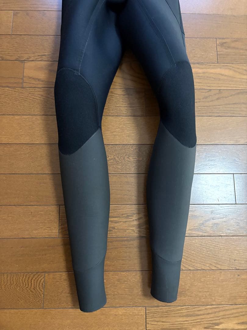 REVOレボリューション 高級素材セミドライ・フルスーツ【L〜XL相当】