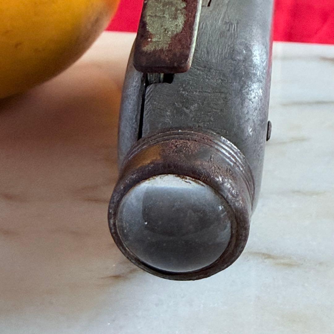 ￼ 2245様感謝‼️貴重な史料‼️「ほたる灯」旧日本軍特許ほたる懐中電灯➕電球部品