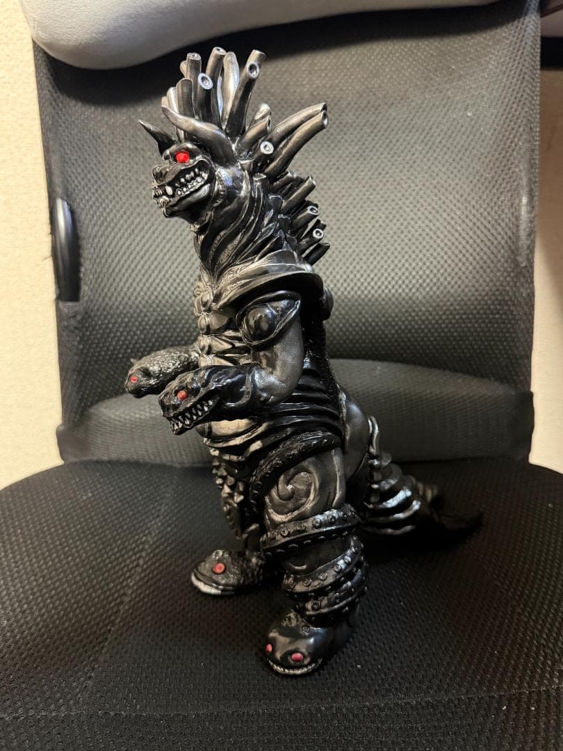 ゆたり ソフビースト 夢幻怪獣バクゴン　ブラックVer.