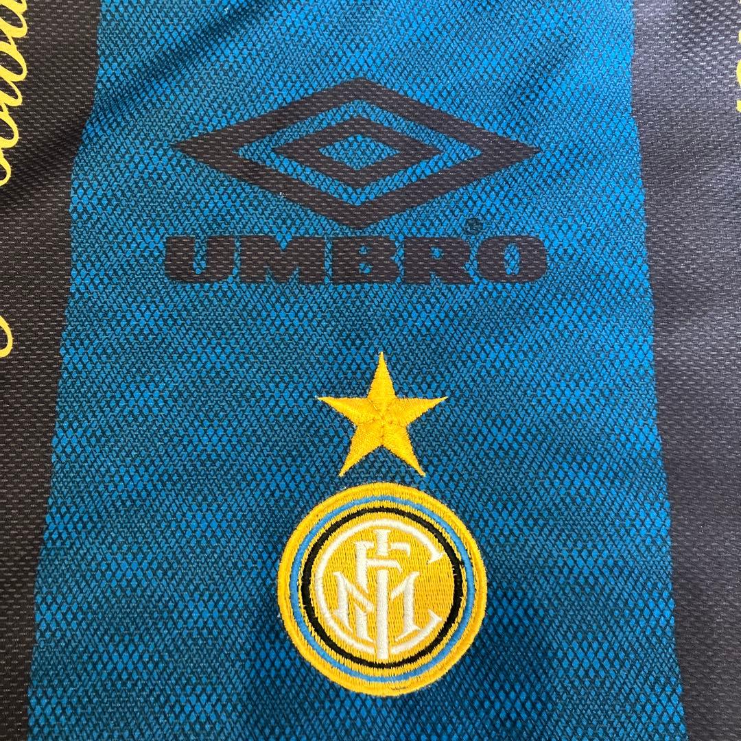 インテル・ミラノ UMBRO トレーニングシャツ