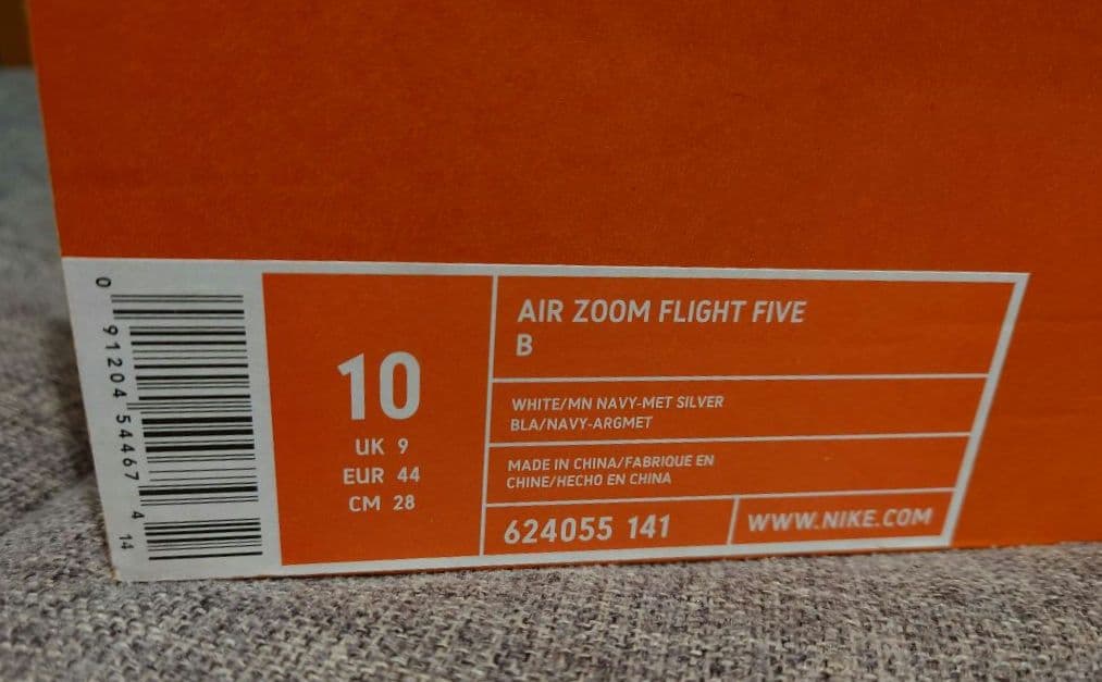【値下げ中】【新品未使用】エアズームフライトファイブ（アップテンポ）