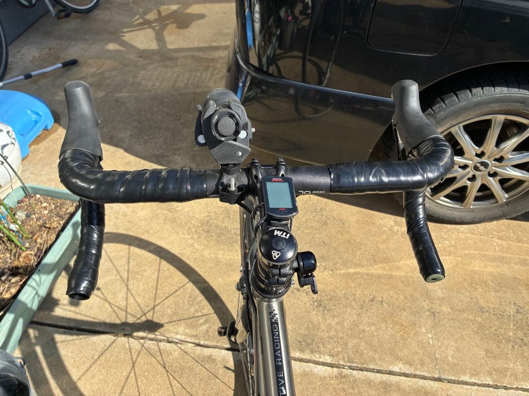 アルミフレーム 700C ロードバイク 22段ギア 引取限定