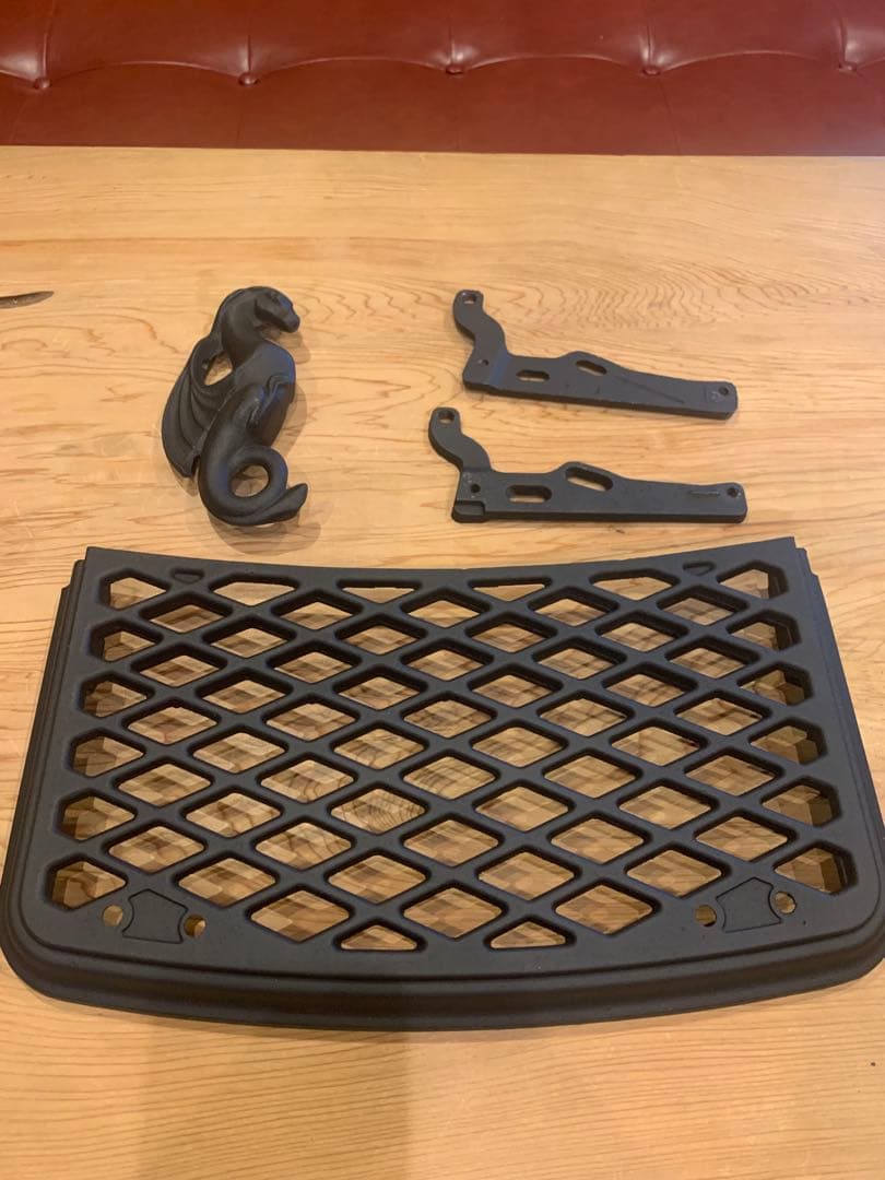 ウォーミングシェルフ黒2枚セット　ドラゴン付