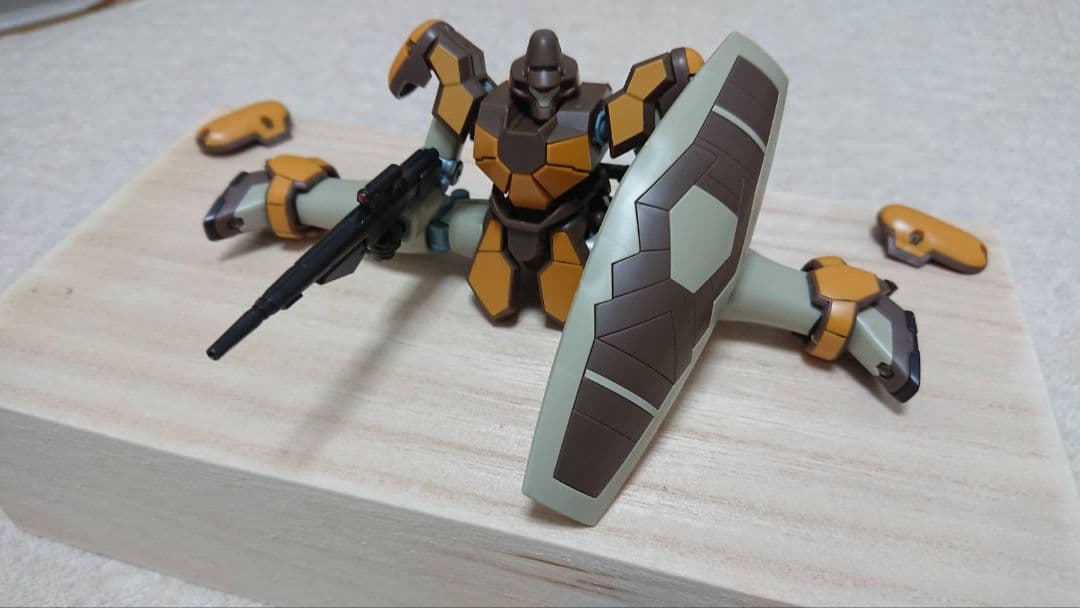 RG 1/144 ゴッドガンダム に似た開脚ポーズのマグアナック（ジャンク）