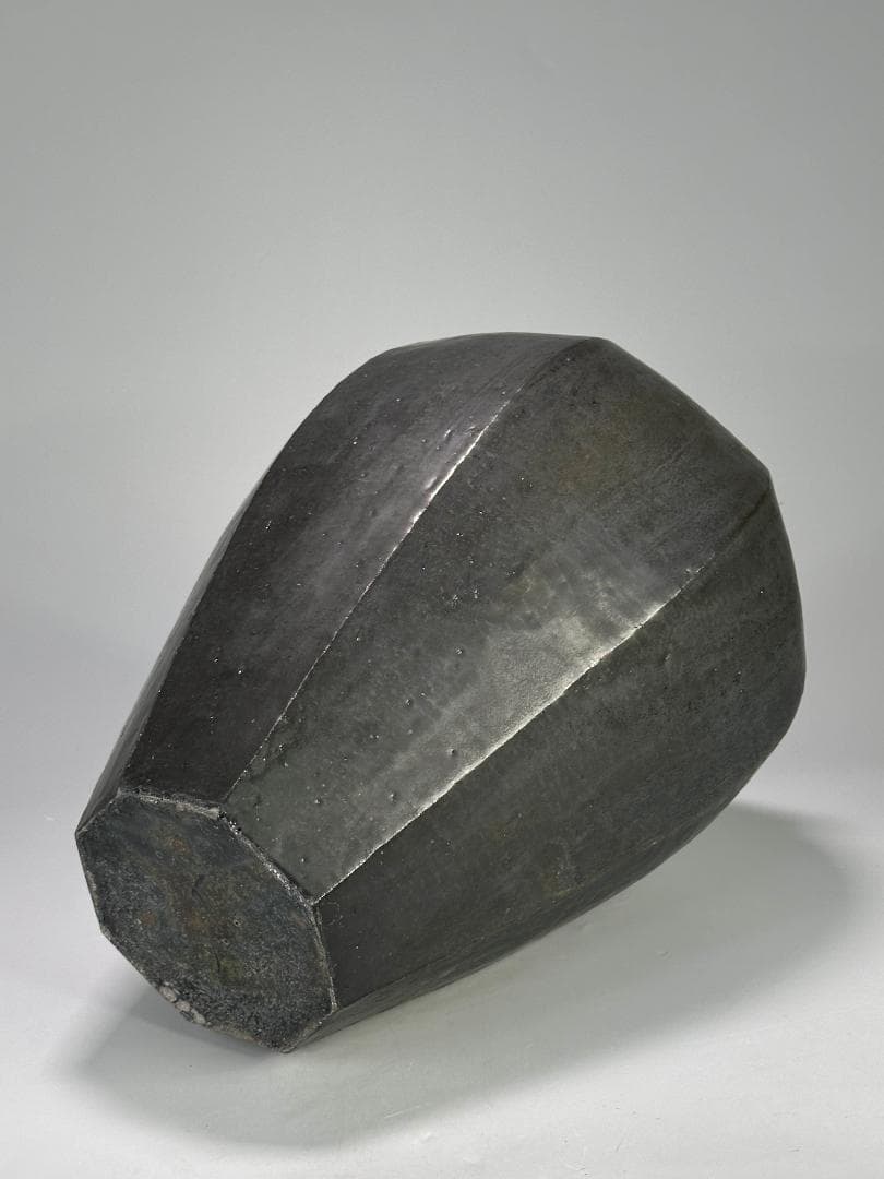 日本美術　矢野直人　黒唐津　花生　面取壺　美品　共箱　共布　本物保証