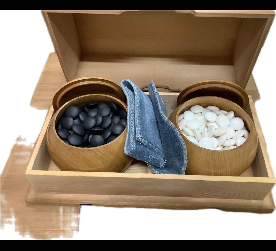 囲碁　碁盤セット　送料込み　足つき　碁石那智黒　フタ付き