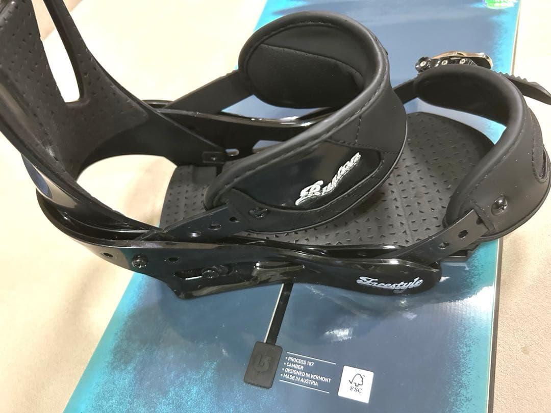 美品　スノーボード　Burton process 157セット　ケース付