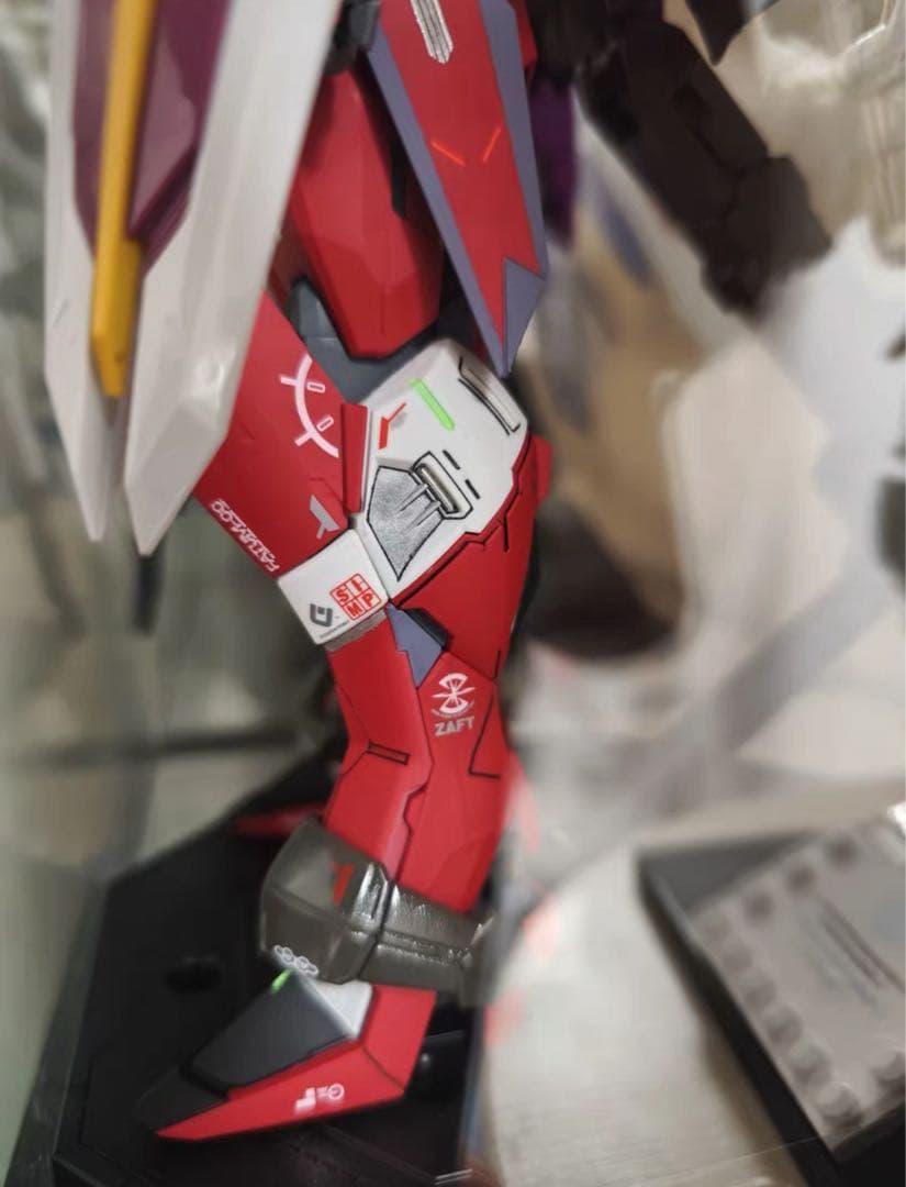 ガンプラ MG 1/100 ジャスティスガンダム 　改造　塗装完成品