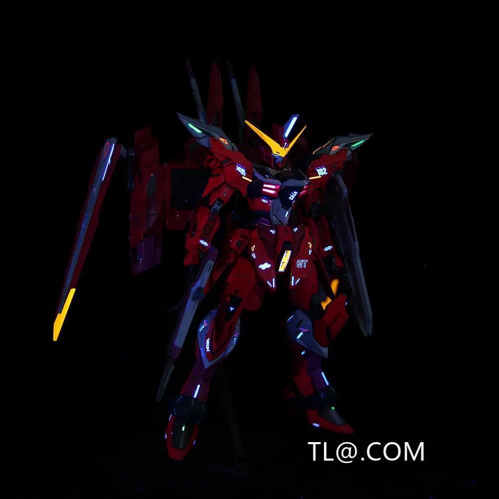 ガンプラ MG 1/100 ジャスティスガンダム 　改造　塗装完成品